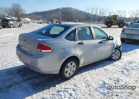 2008 Ford Focus S z USA, uszkodzony, nr VIN 1FAHP34N08W170699